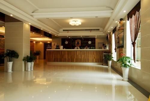 Super 8 Anyang Hong Qi Road Otel Dış mekan fotoğraf